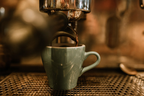 bay-espresso-karamu-rd-coffee-barista.jpg